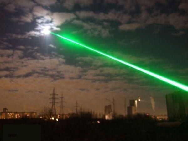 Лазерная указка зелёный лазер Laser 303 green с насадкой
