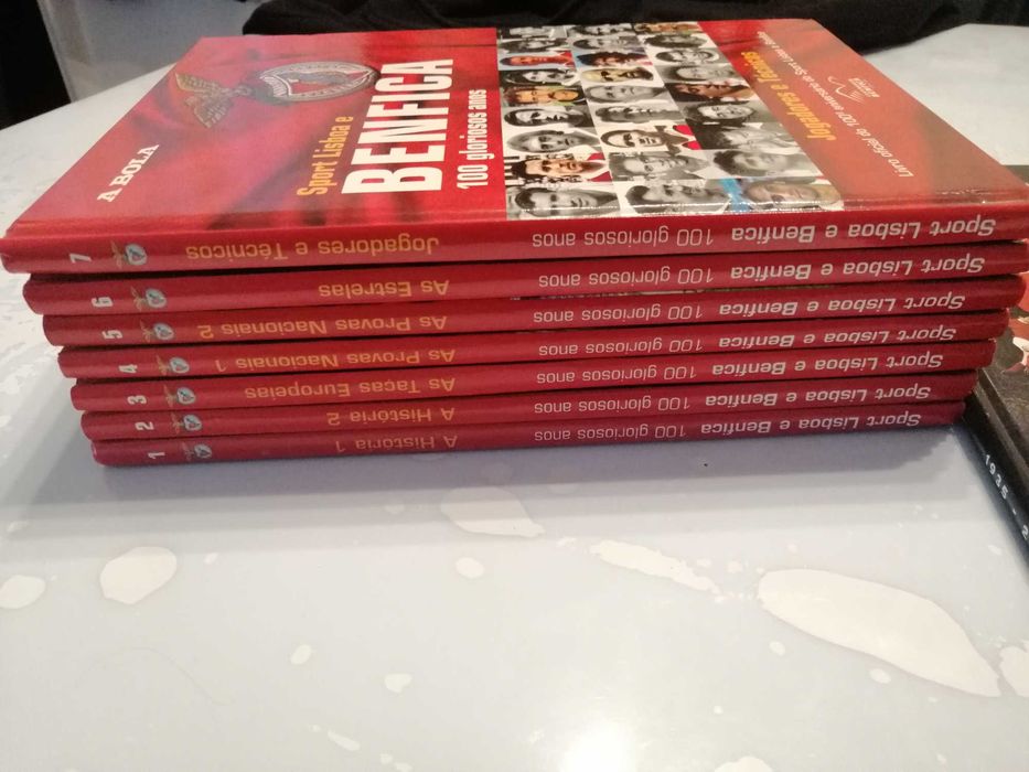 Coleção de livros 100 gloriosos anos Benfica