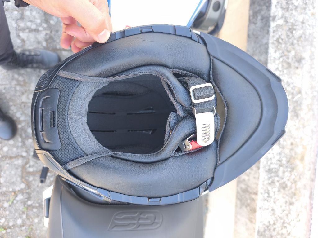 Shoei Neotech II
