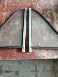 Продам задні форточки для ВАЗ-2101-06