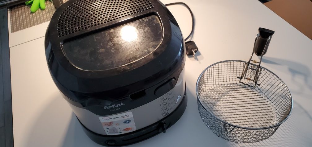 Frytkownica TEFAL UNO FF215D30