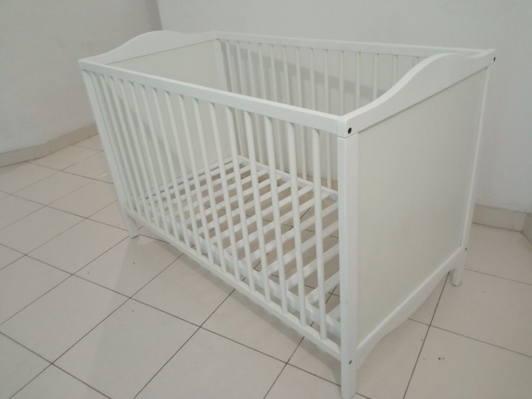 Cama     de bebe