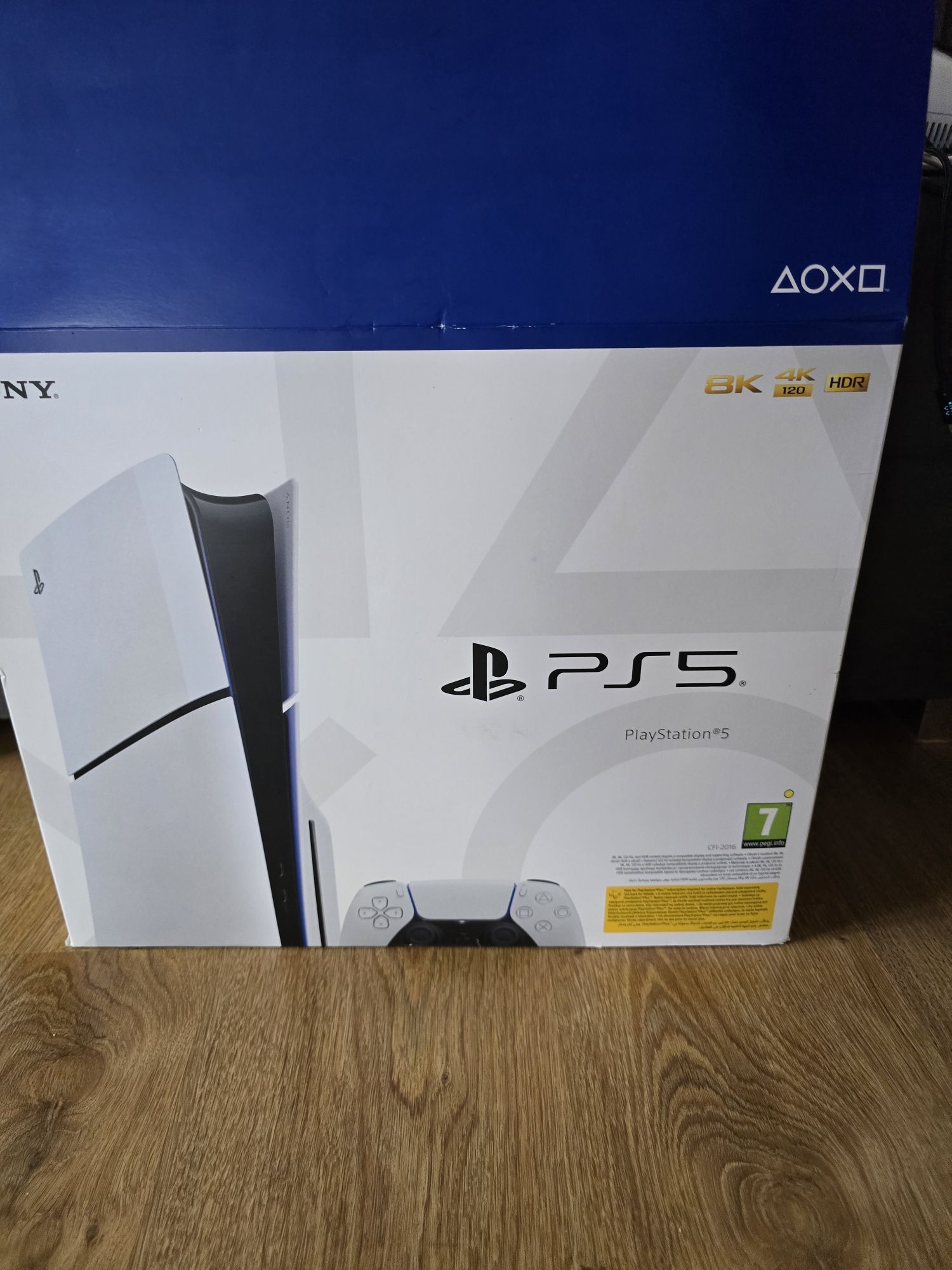 Nowa konsola ps5 plus 6 gier