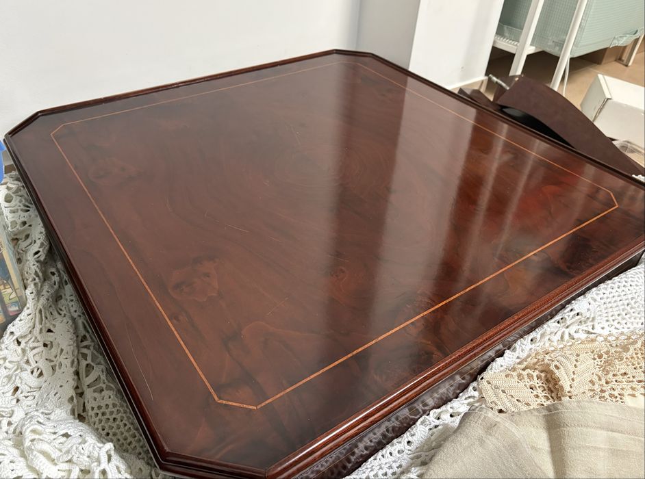 Mesa de Jogo estilo inglês em madeira e completa