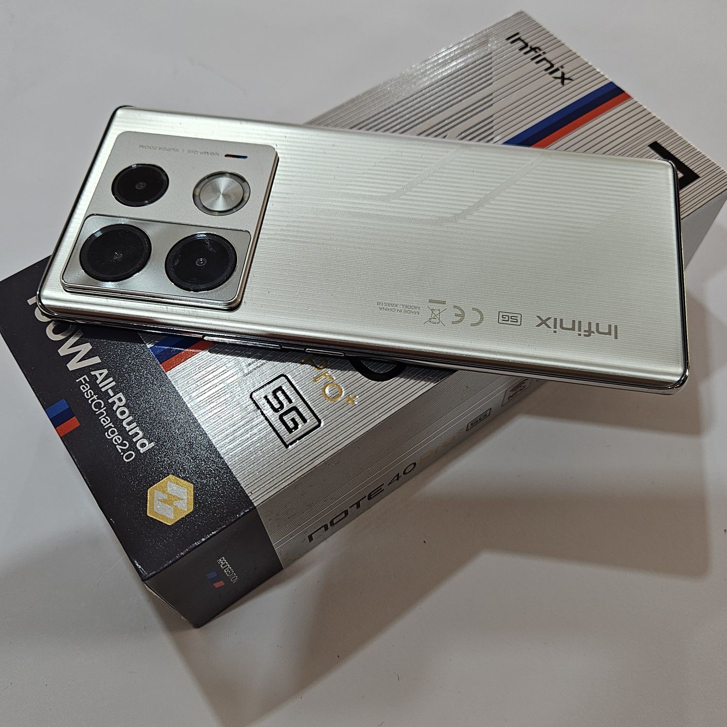 Infinix Note 40 Pro+ BMW Edition – 12/256 GB – Stan idealny