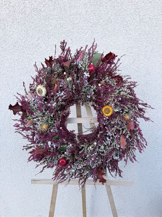 Śliczny jesienny wianek na drzwi lub na ścianę