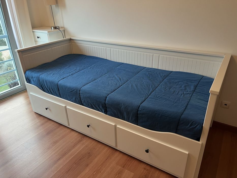 Mobiliário de recheio de casa em ótimo estado