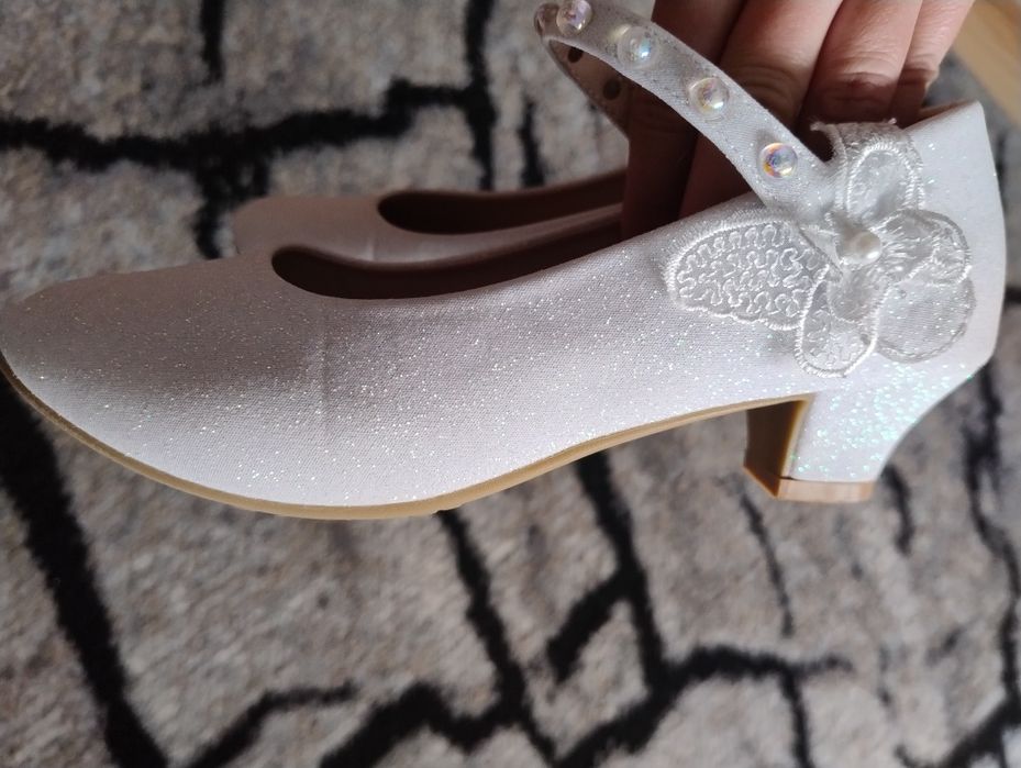 Buty dla dziewczynki białe wesele komunia  zakończenie roku szkolnego