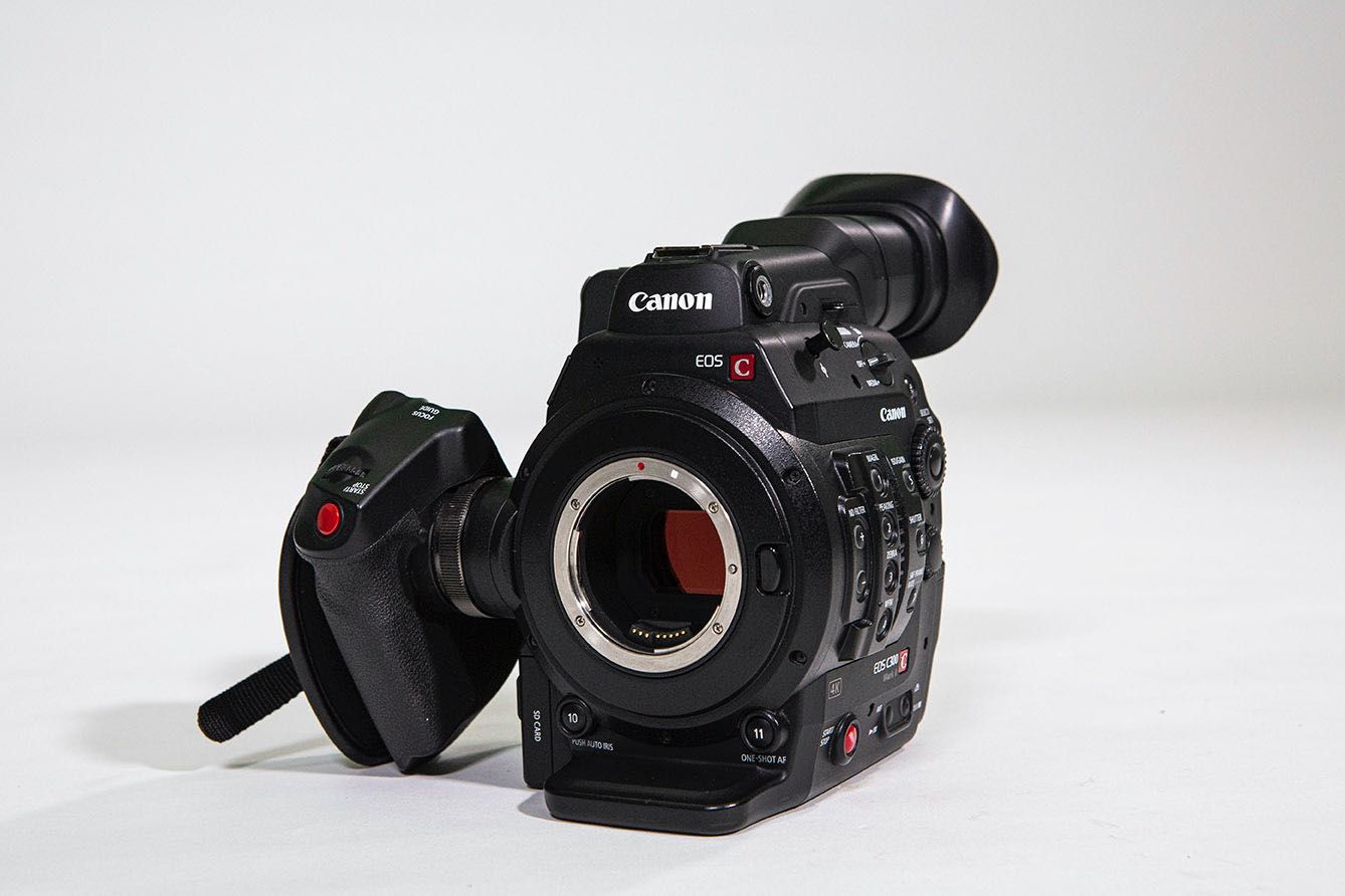 Canon EOS C300 Mark II - Mala Completa