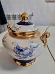 Açucareiro c/ tampa, cerâmica pintada azul e ouro, porcelana Atlântica