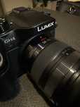 Aparat Panasonic Lumix GH4 wraz z obiektywem Lumix 12-35