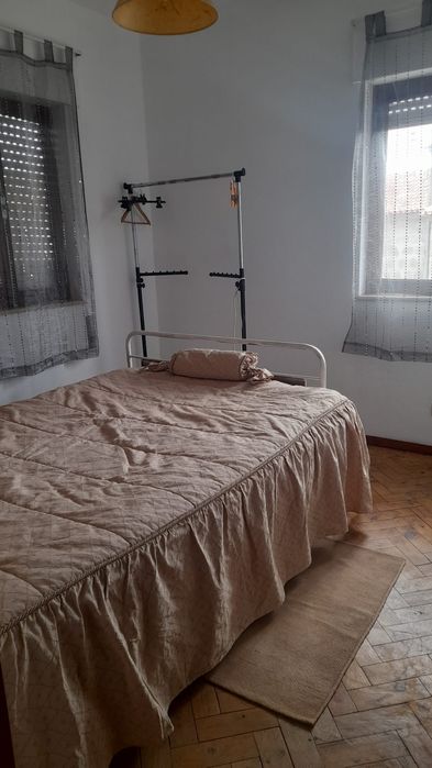 Vende-se Moradia T4 Algodres