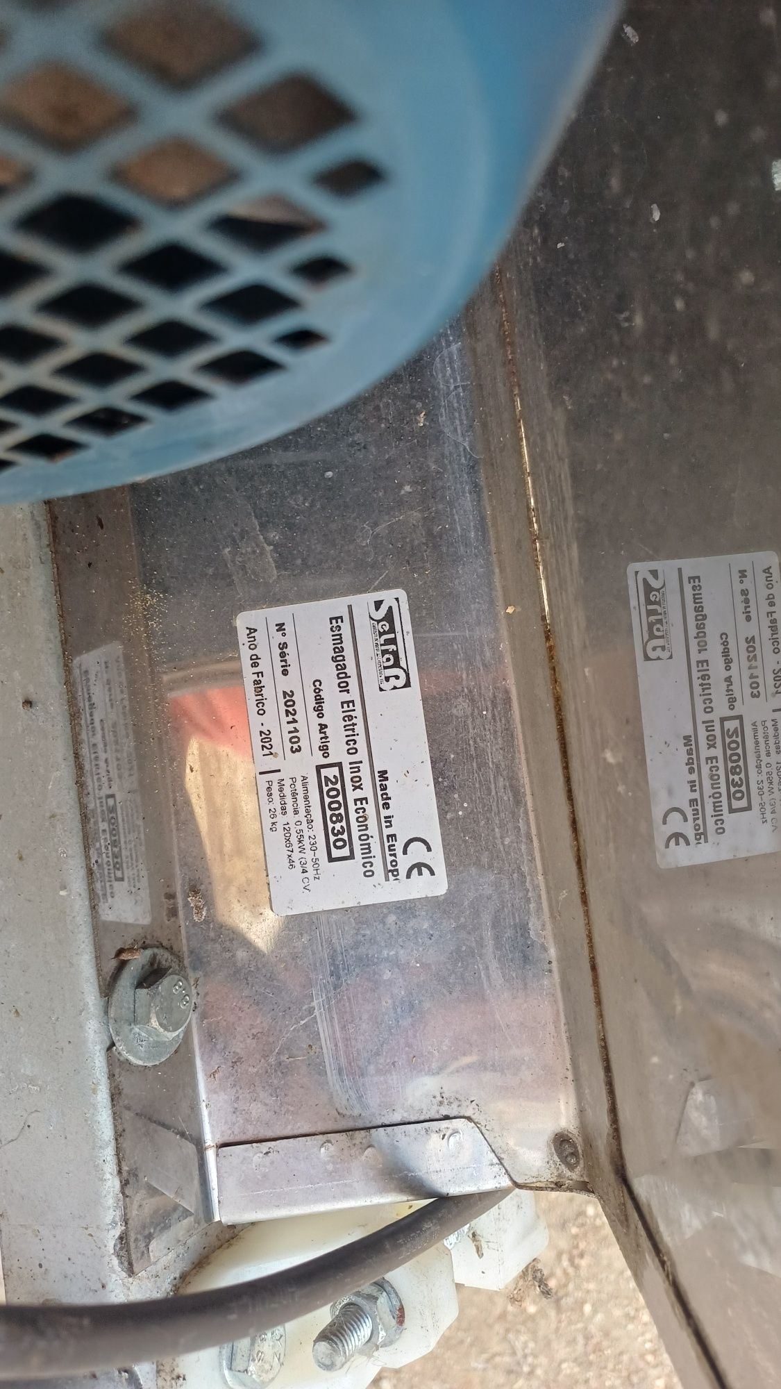 Esmagador de inox e cincho 90x90
