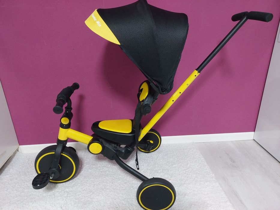 Велосипед-беговел с родительской ручкой и козырьки Mamma Mia 3в1