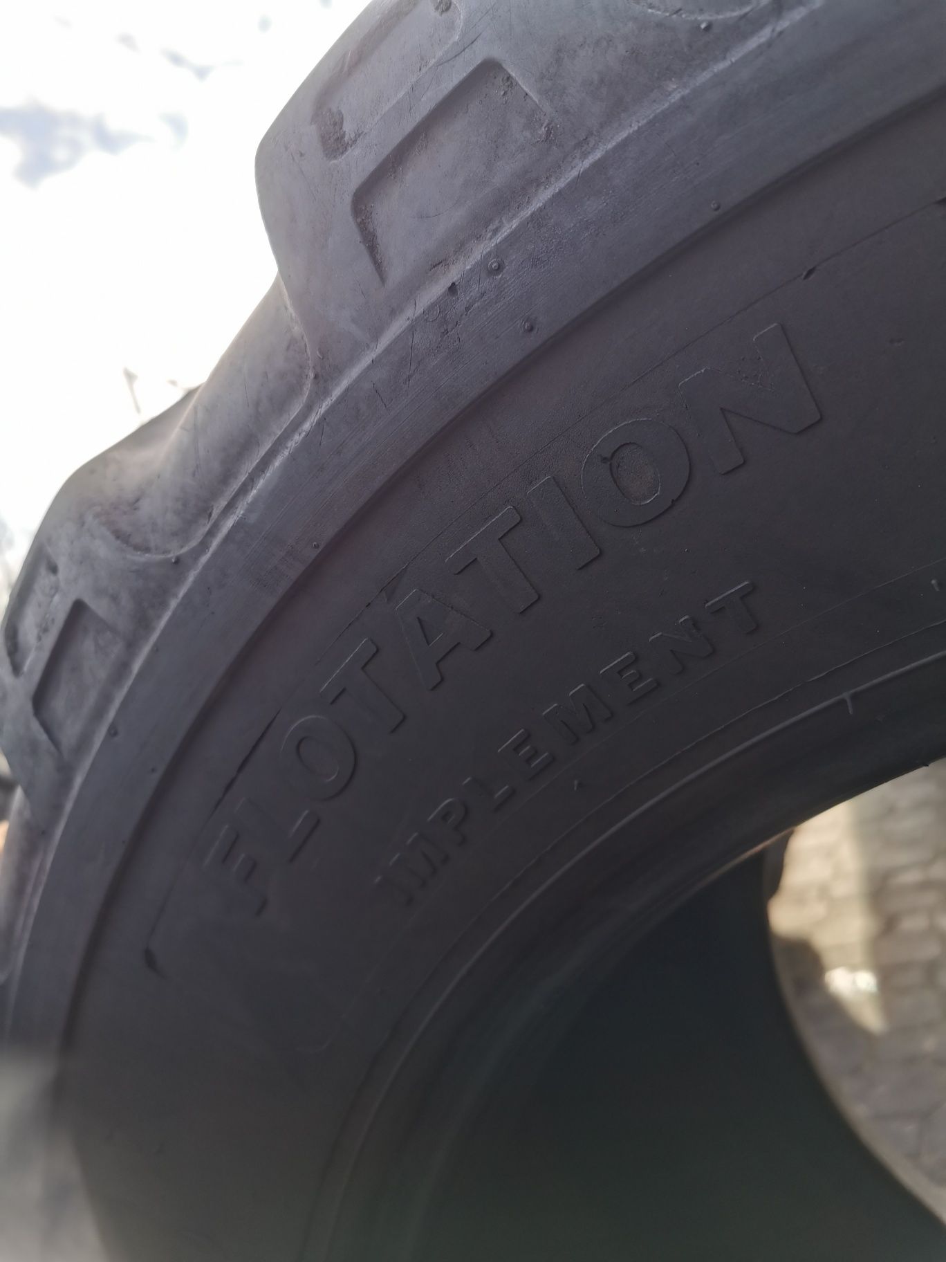 Opona 620/40R22.5 Alliance Flotation Implement A-380