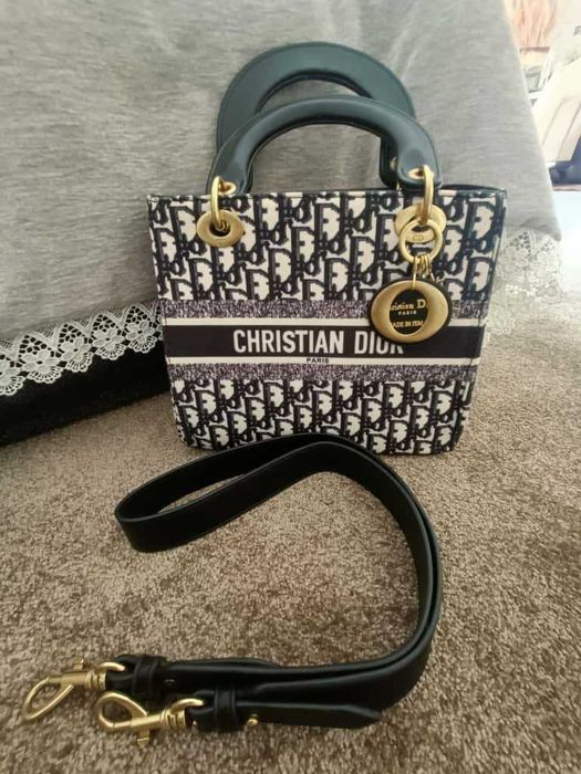 Mala inspirada na LADY DIOR