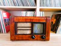 Radioodbiornik Diora Pionier U2.