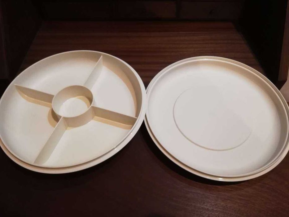 Caixa Tupperware com divisórias e com tampa c/ OFERTA