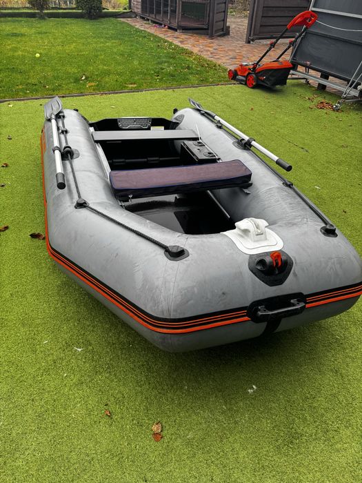 Човен надувний Kolobri 300 кільовий