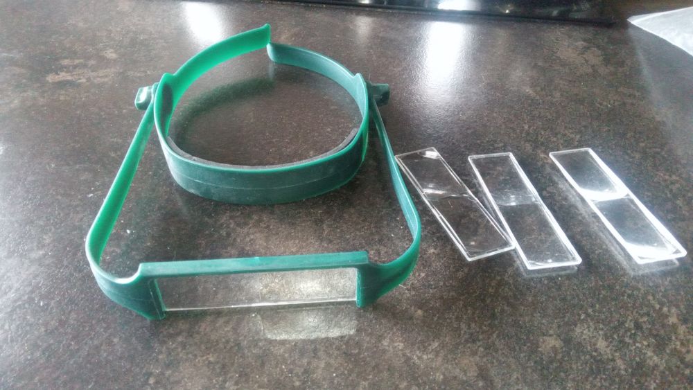 Продам окуляри бінокулярні з чотирма лінзами