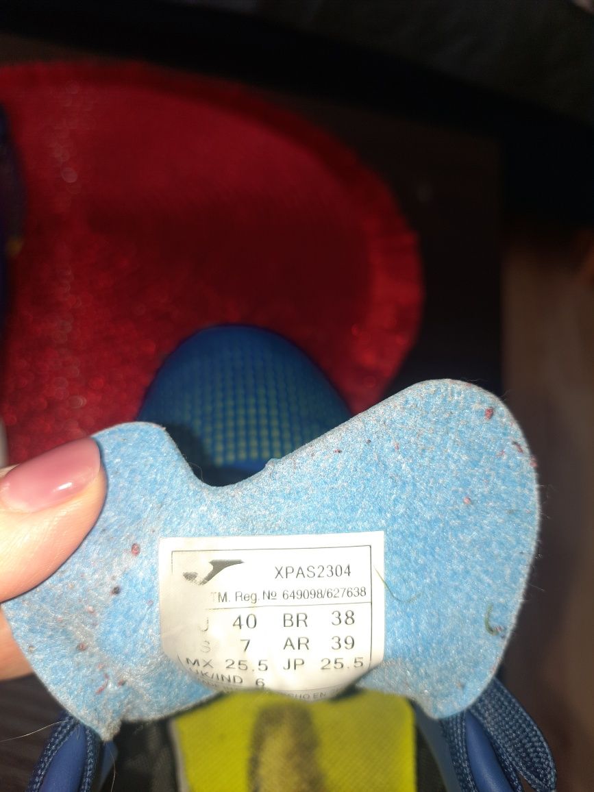 Buty korki firmy joma
