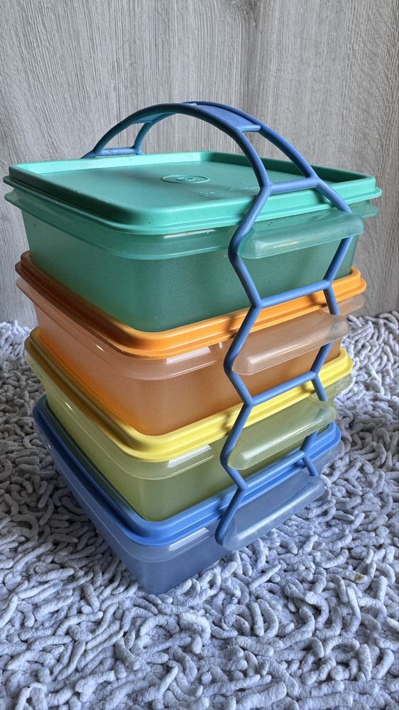 Pojemniki na jedzenie Tupperware