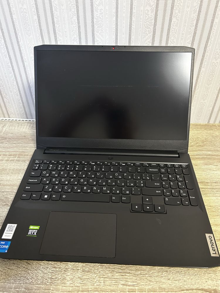 Ноутбук Lenovo IdeaPad Gaming 3-15IHU6 - Type 82K1