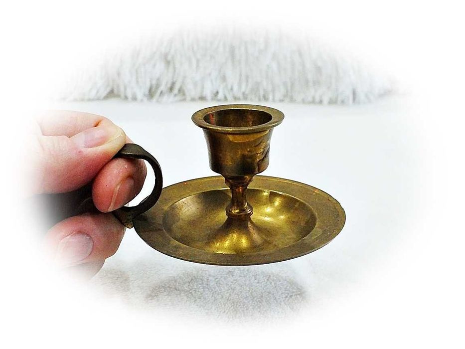 Stary świecznik z kagankiem 4cm z mosiądzu Mosiądz