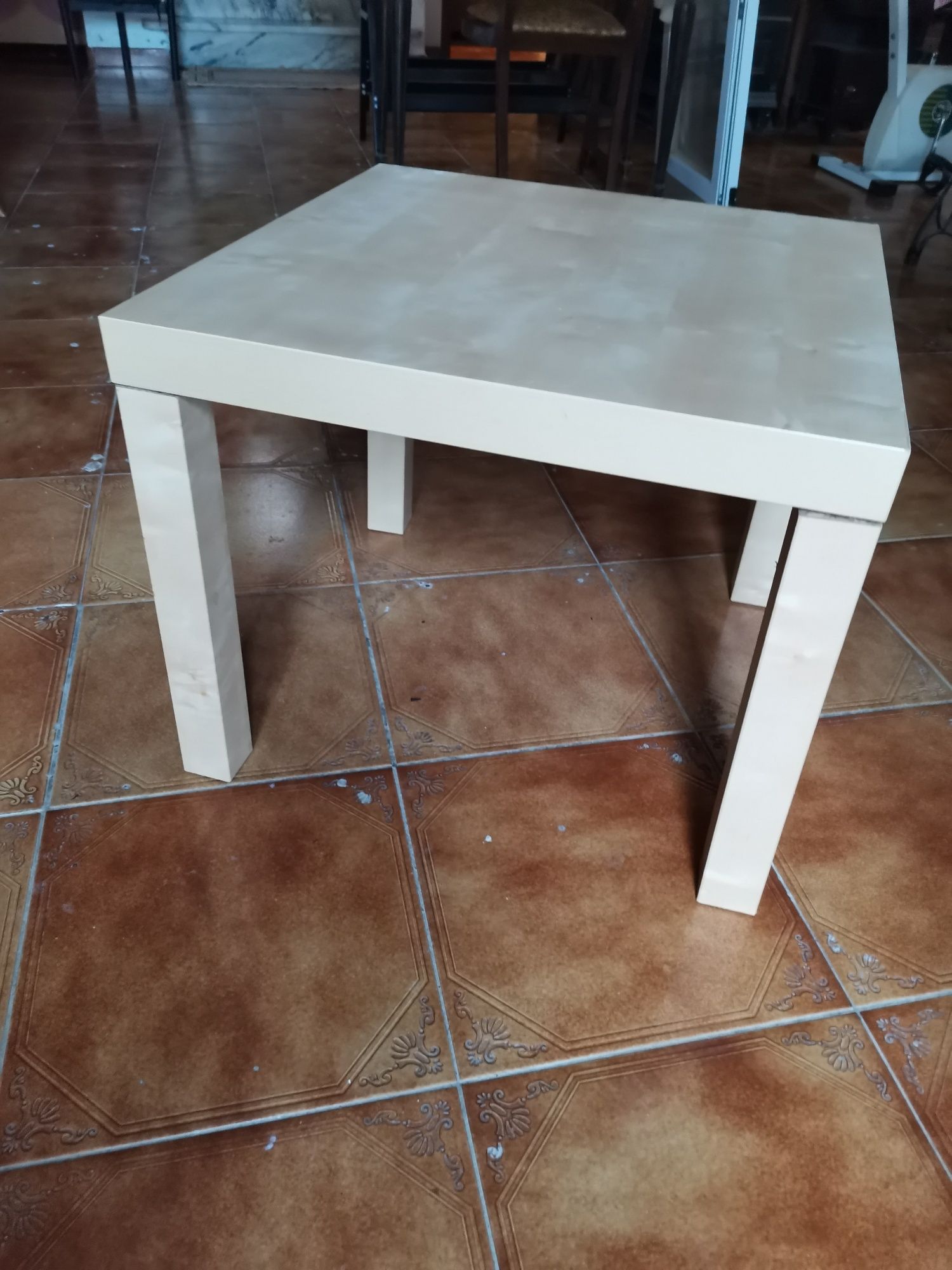 Mesa de apoio Ikea