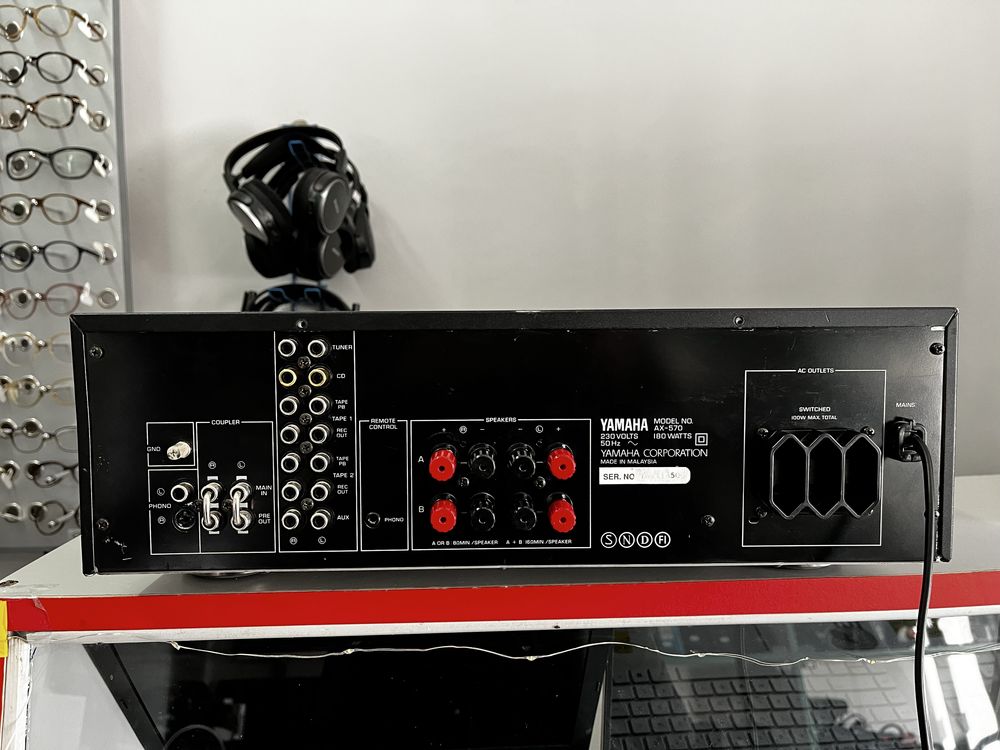 Підсилювач Yamaha AX-570( не працюють декілька кнопок)