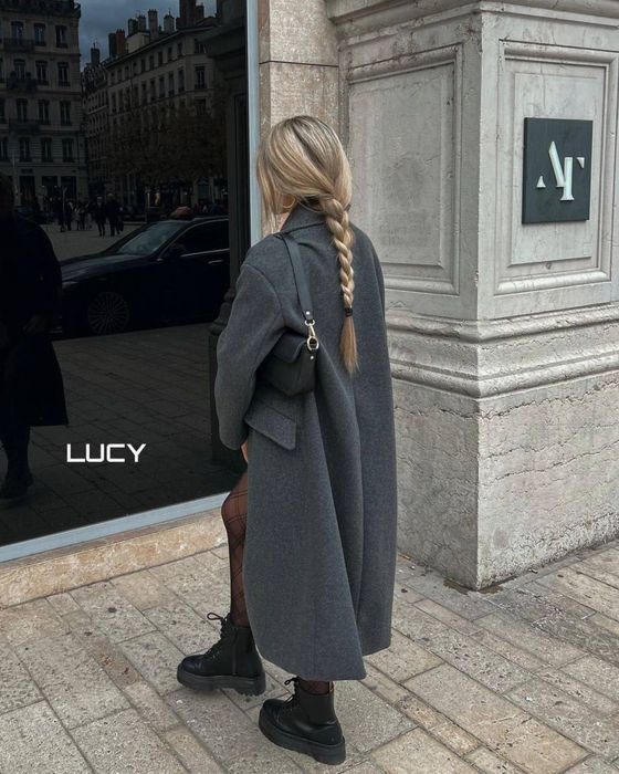 Пальто жіноче (нове)