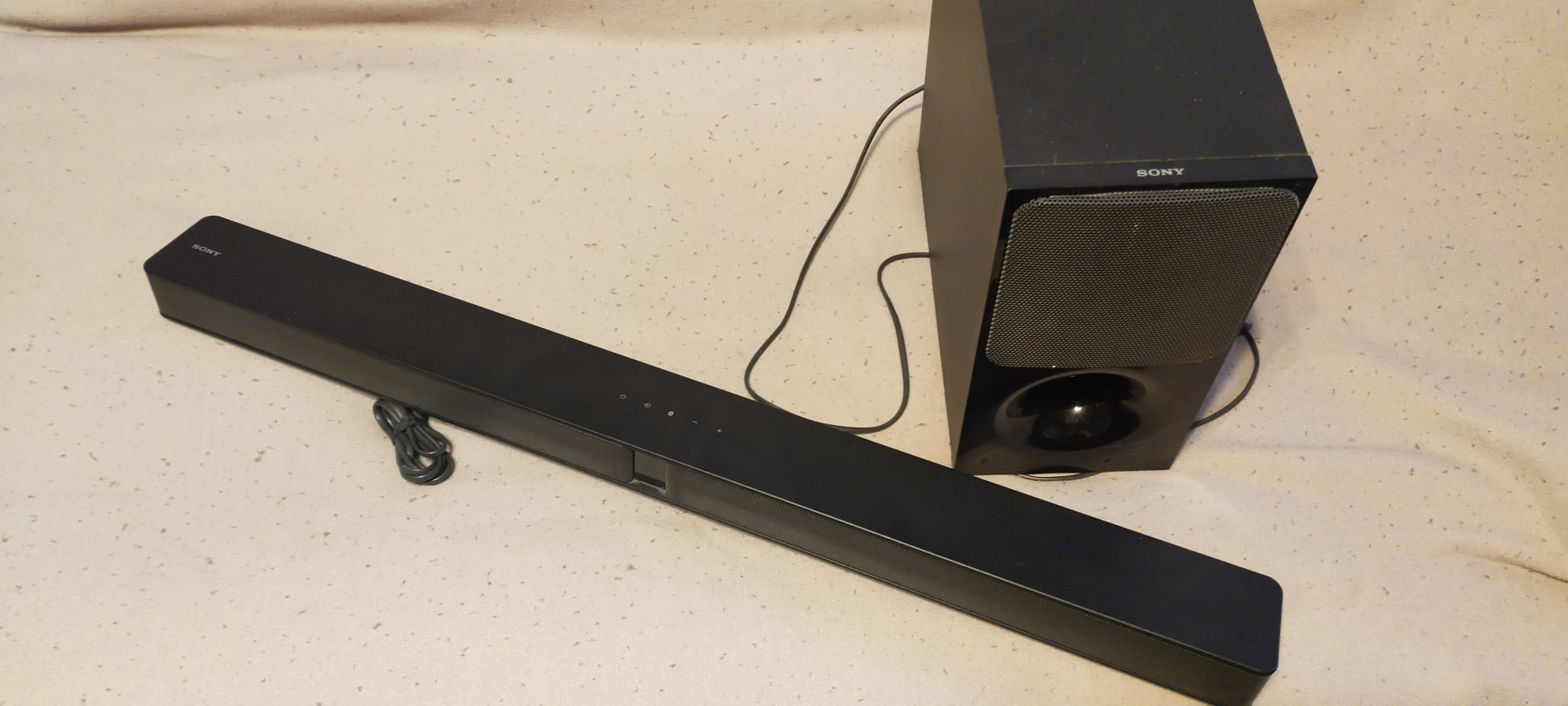 Soudbar z subem i pilotem Sony SA-CT290