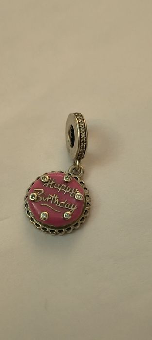 Peça original Pandora happy birthday