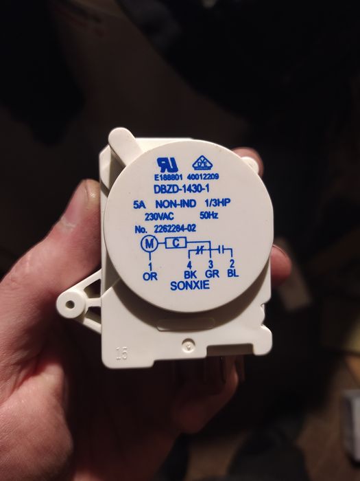 Таймер відтайки для холодильника electrolux