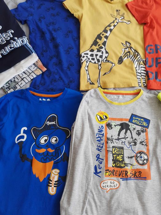 Zestaw ubrań roz. 128- 134