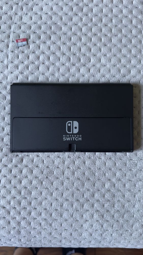 Konsola Nintendo Switch OLED cały komplet i dodatki