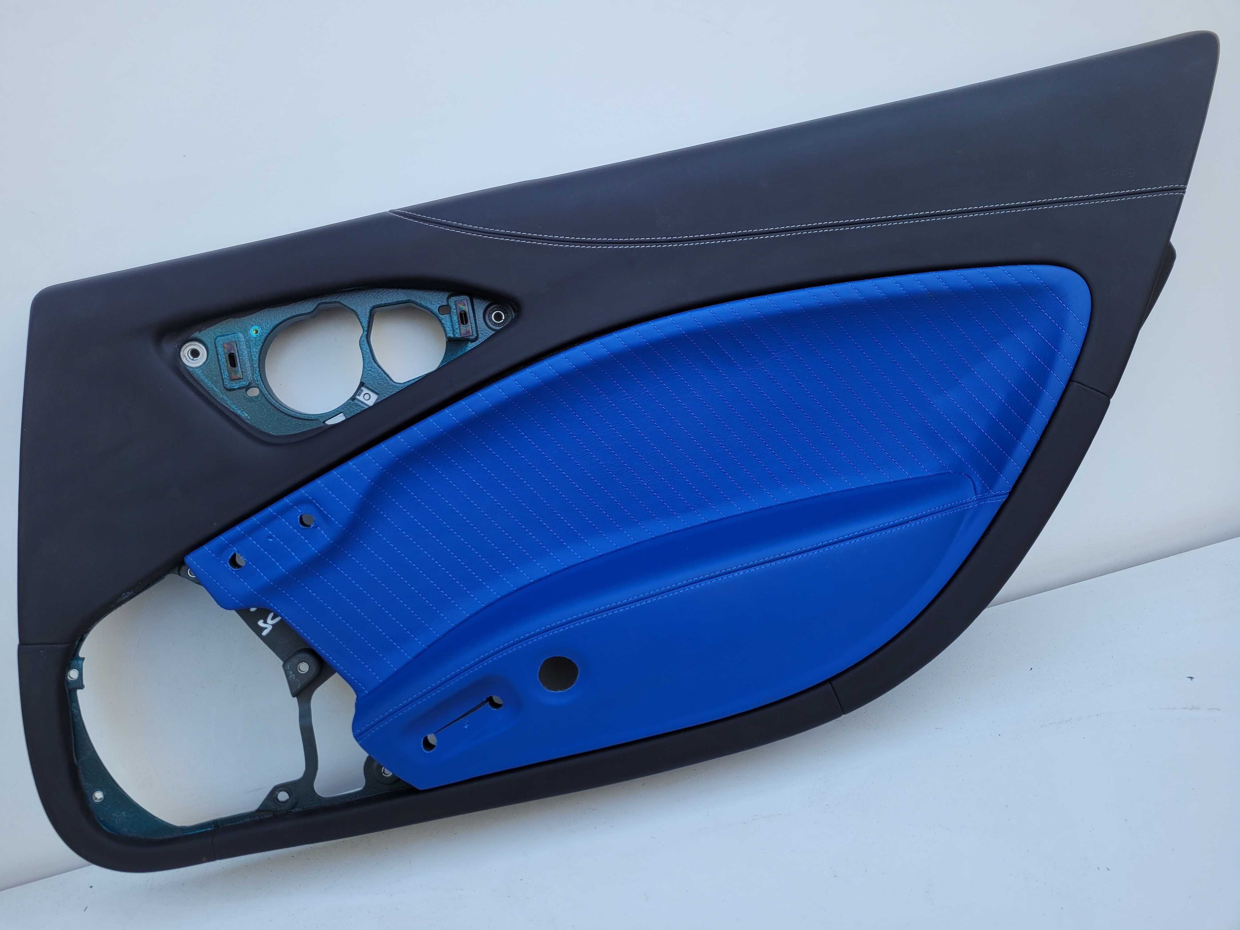 Maserati MC20, MC20 Cielo - boczek drzwi PRAWY RH door panel trim card