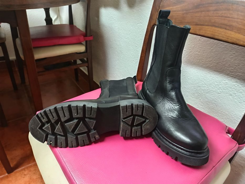Botas pretas, Tamanho 38