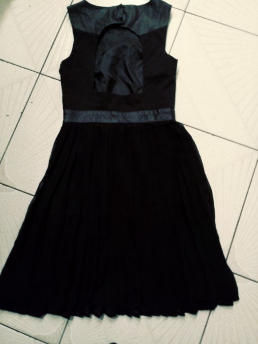 Sukienka HM..- plisowana.roz34.