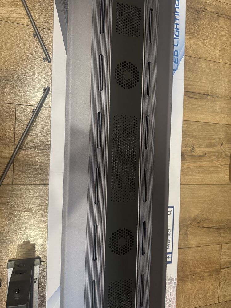 Maxspect RSX R-200