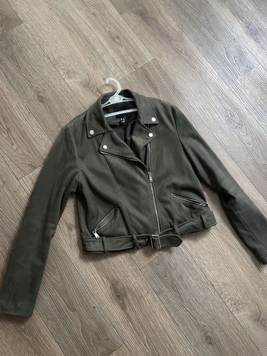 Бомбер замшевий жіночий