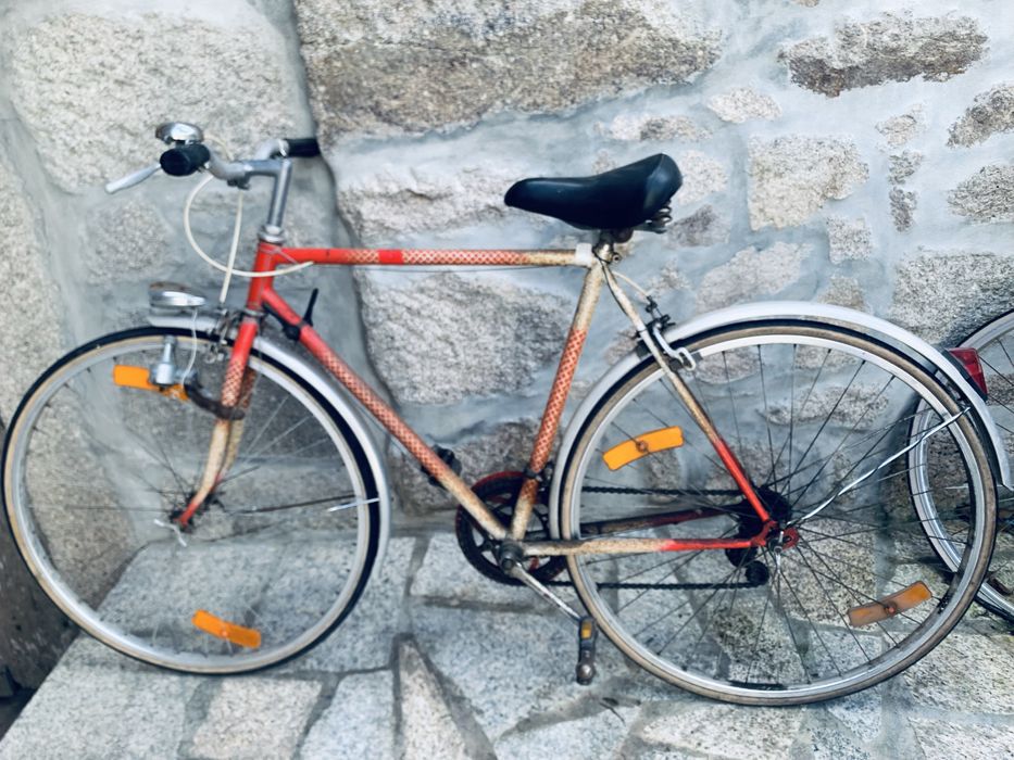 Bicicleta tipo pasteleira