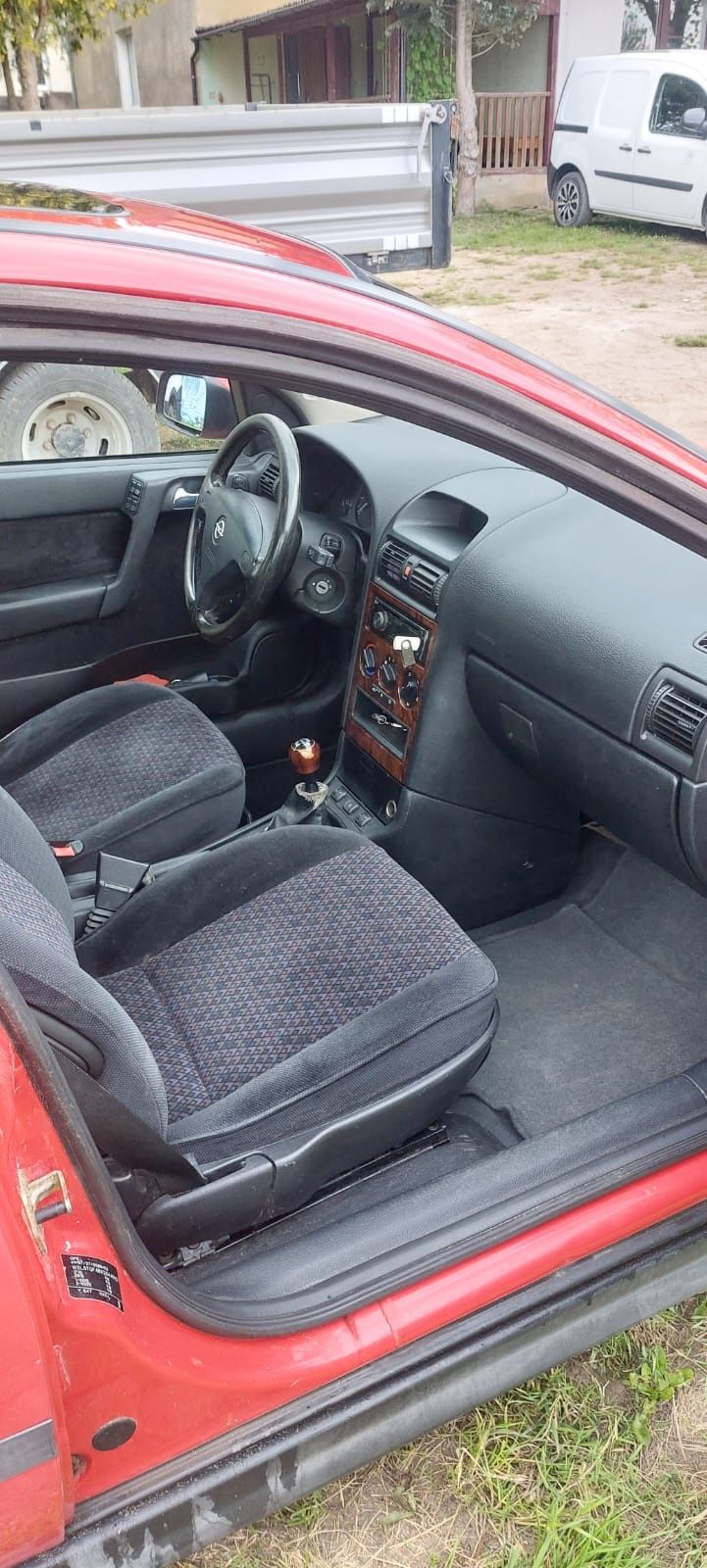 Opel Astra z gazem.