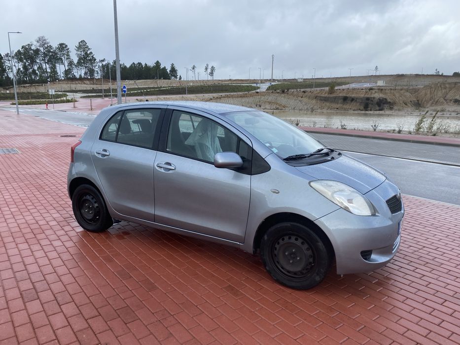 Toyota Yaris 1000cc
