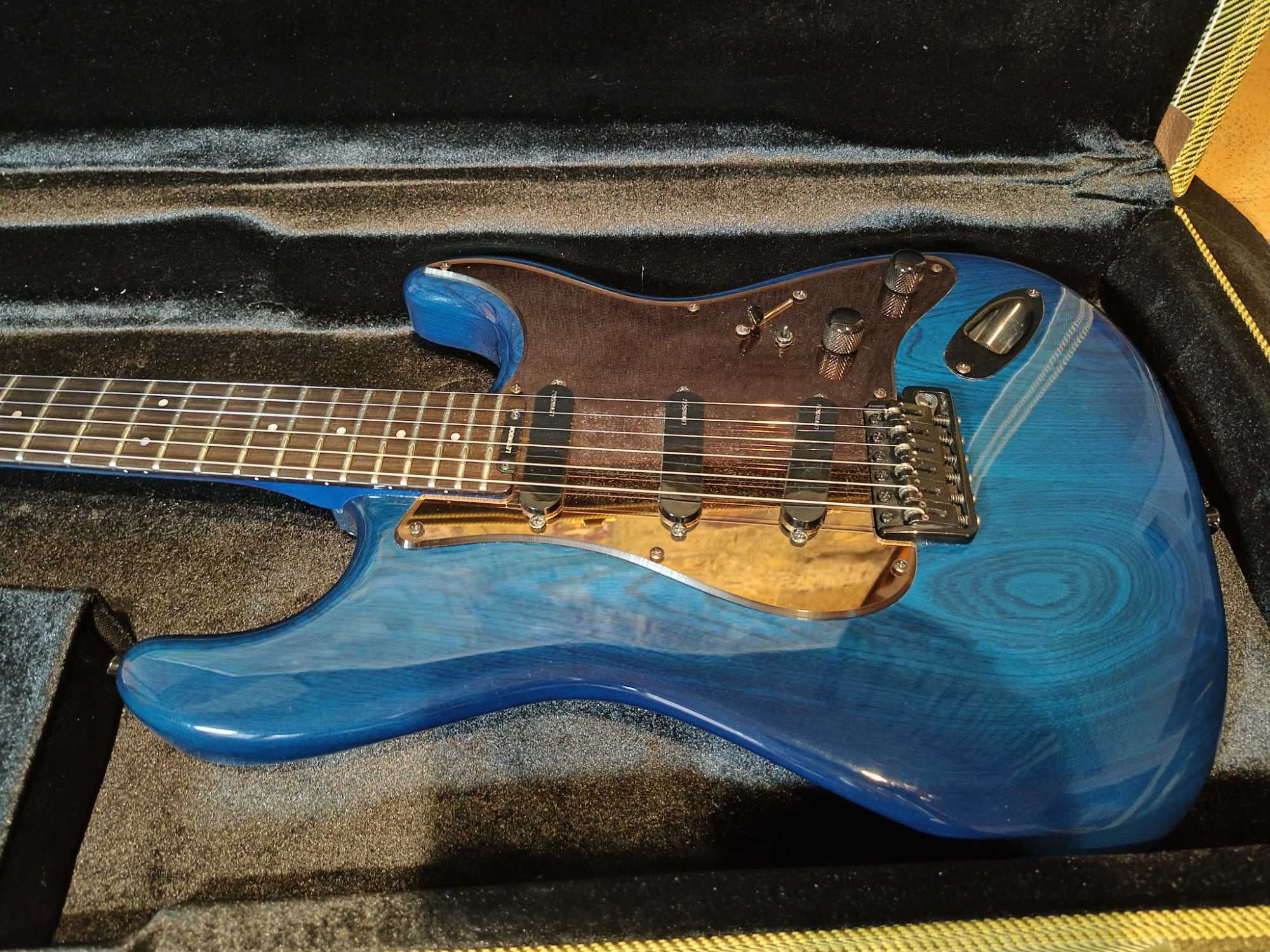 Blade r4 'strat'. Świetny, jak Custom Shop!