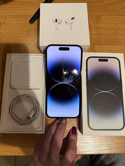 iPhone 14 PRO 256Gb stan bardzo dobry + Air Pods