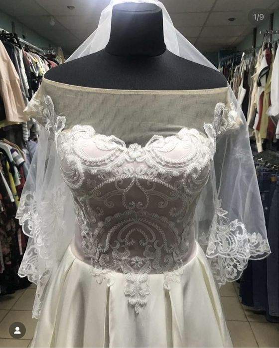 Весільна сукня нова фату 2 м новую отдам к платью