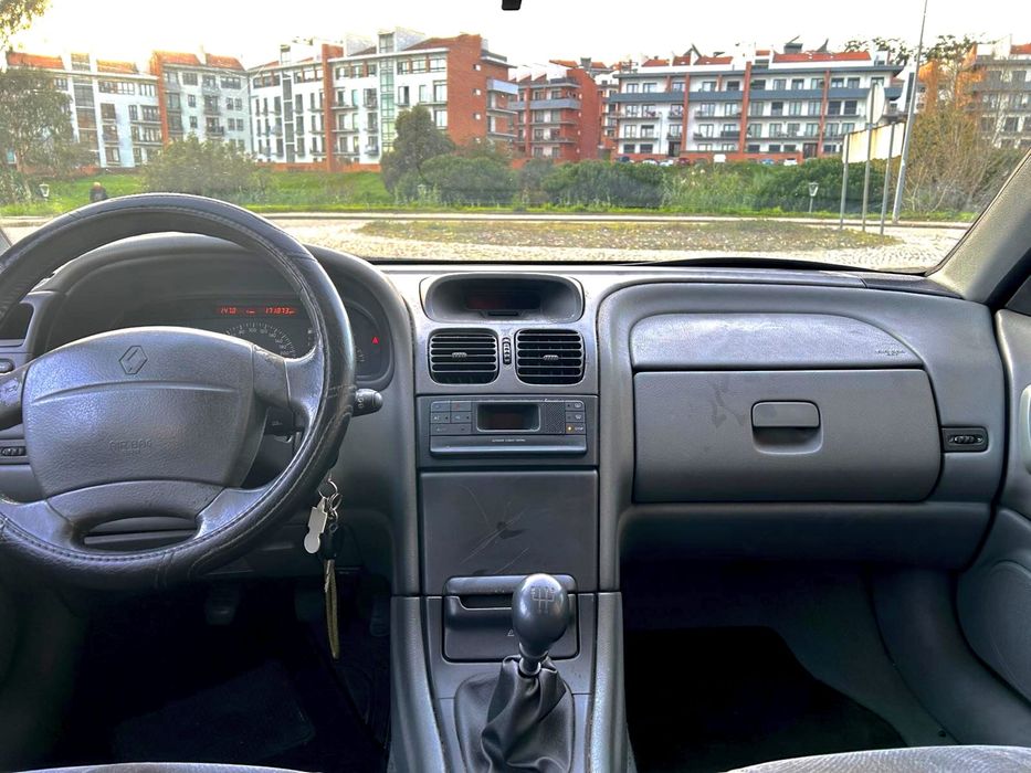 Renault Laguna 1.6 16v