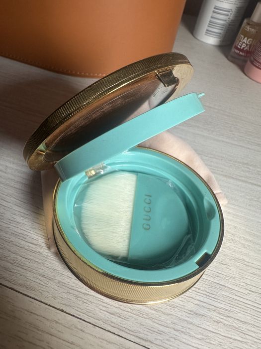 Бронзер Gucci (пудра-бронзер)