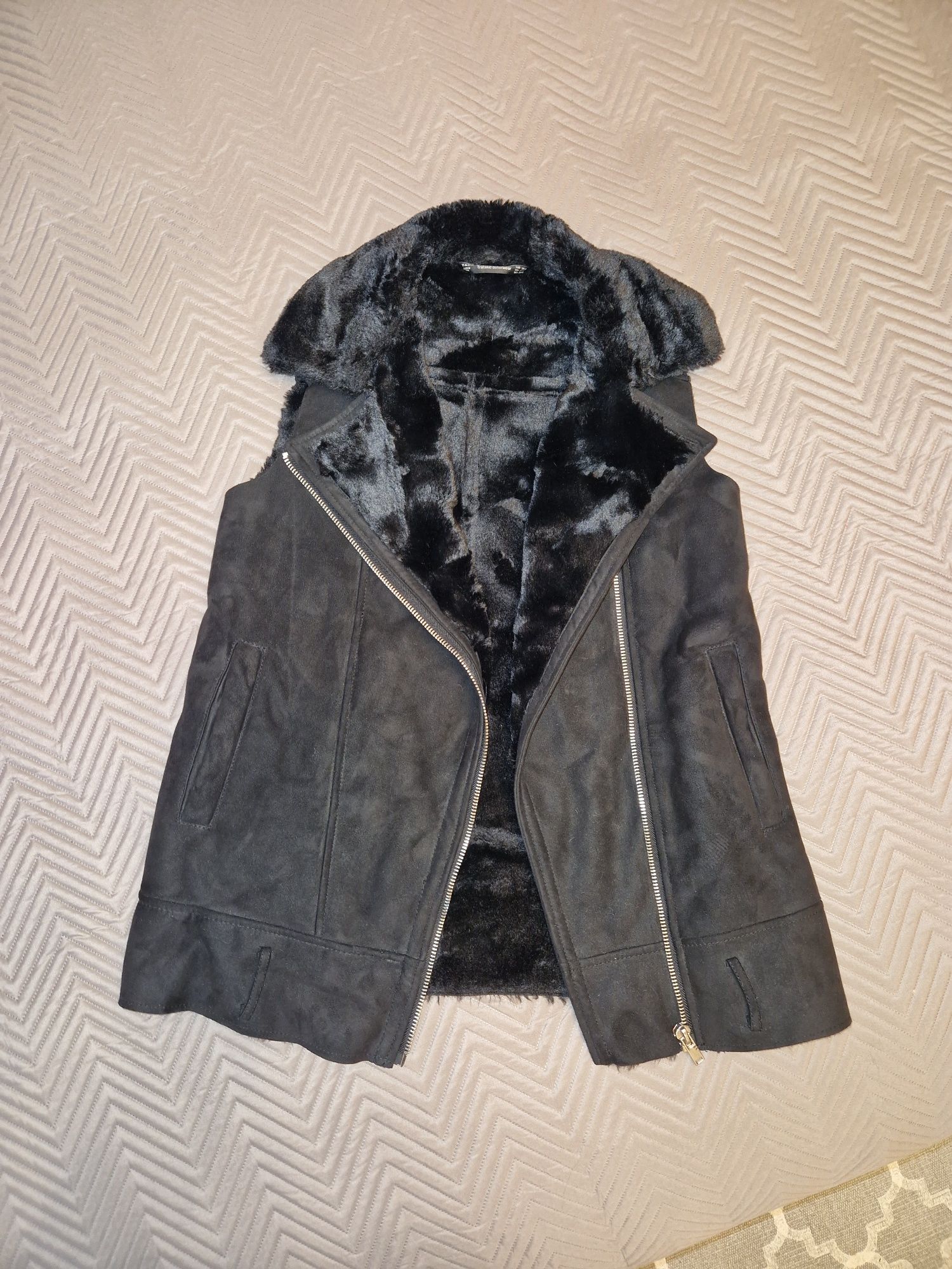 Zara outerwear XS-S 34-36 kamizelka bezrękawnik zamsz futerko czarne